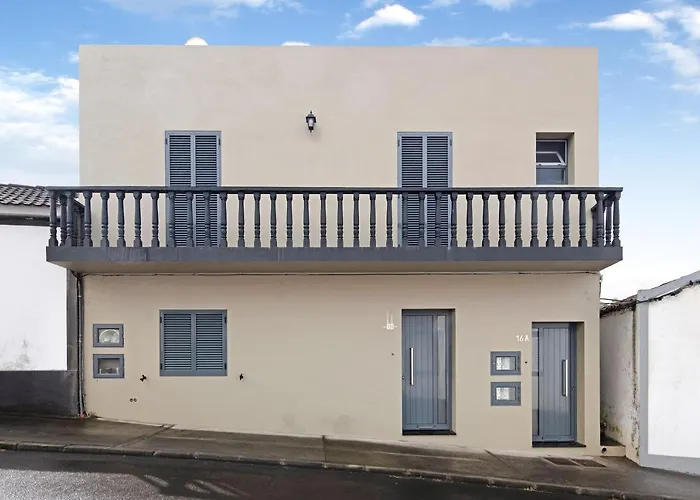 Capelas Pdl Apartment